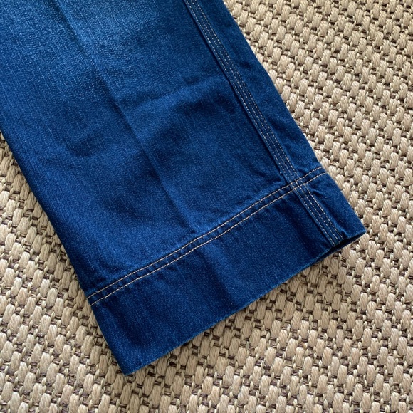 Woman’s Tommy Hilfiger Denim - Picture 2 of 8
